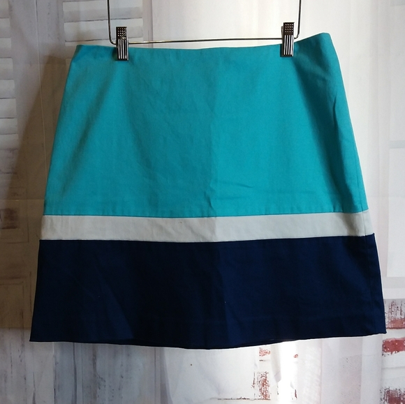 Southern Tide Reese Crystal Blue color block stripe A-line skirt size 6 NWT - Picture 3 of 5
